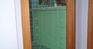 Bagno legno verde